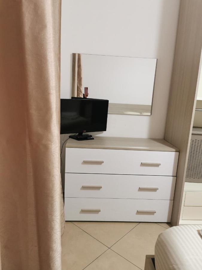 "Maretna" Apartman Mascali Kültér fotó