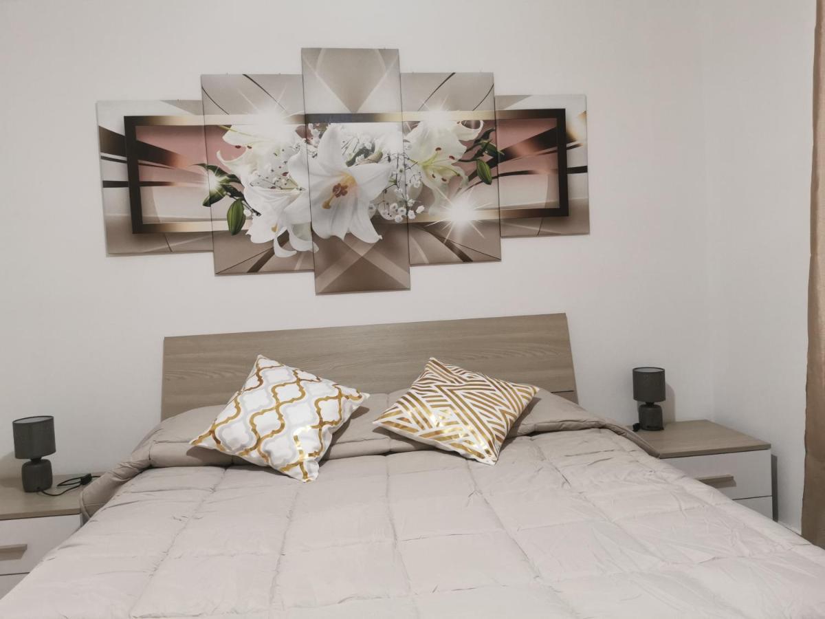 "Maretna" Apartman Mascali Kültér fotó