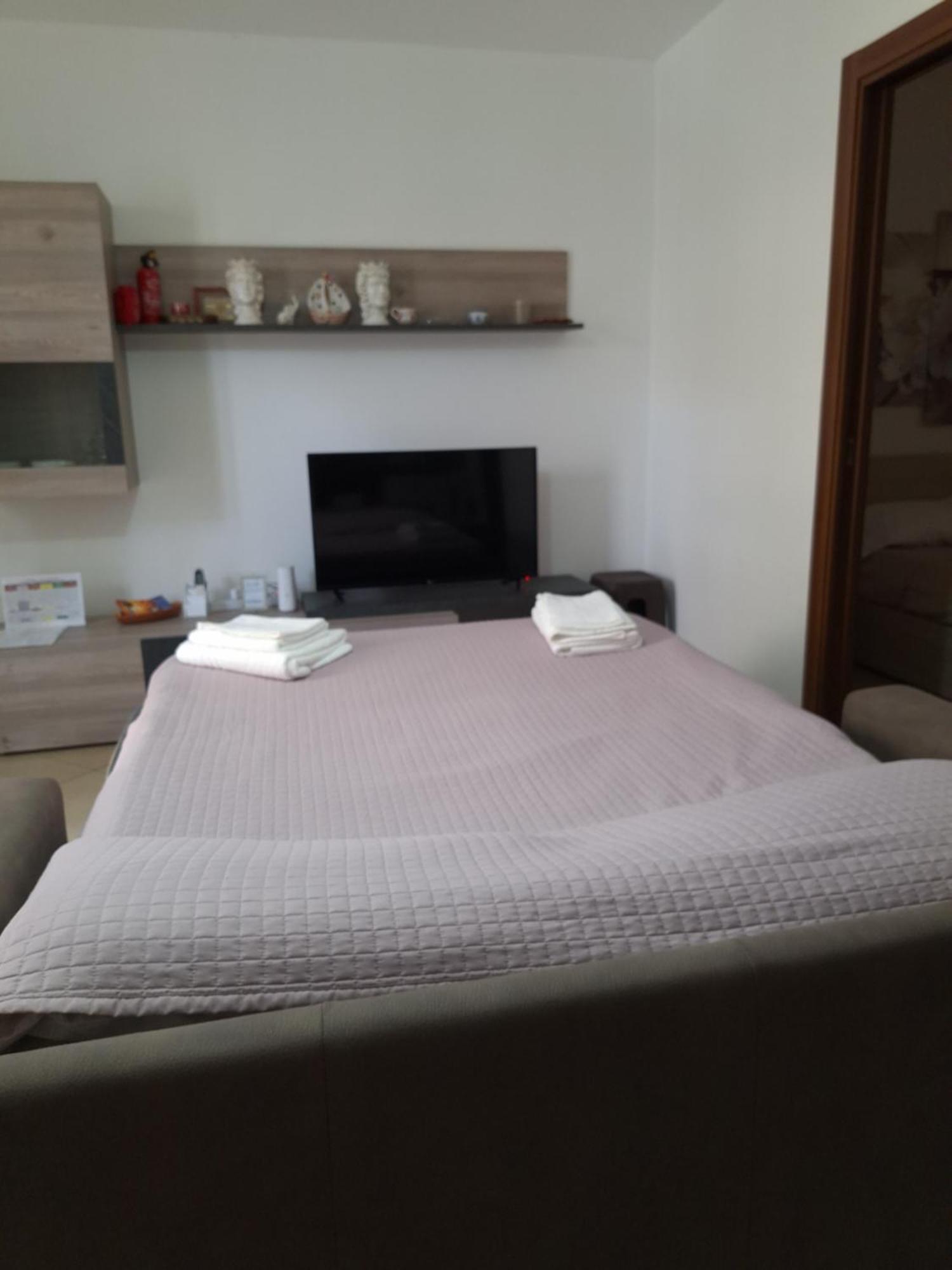"Maretna" Apartman Mascali Kültér fotó
